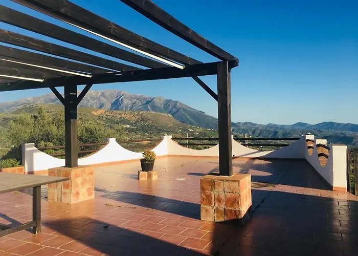 Casa Rural El Alamo Màlaga
